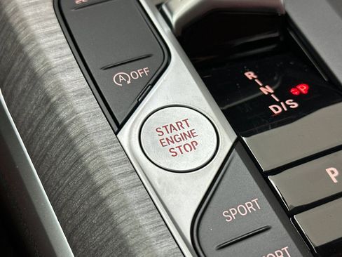 New 2026 BMW 330i Sedan image 28