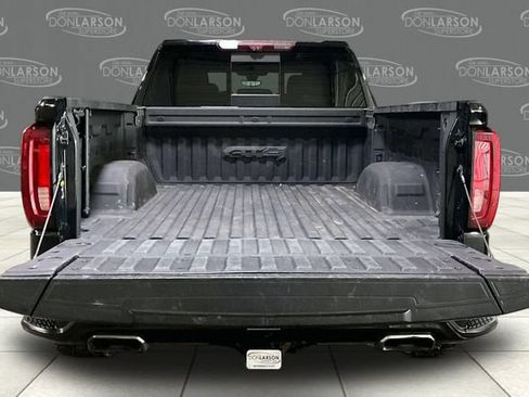 Used 2021 GMC Sierra 1500 AT4 w/ AT4 Value Package AWD/4WD image 9