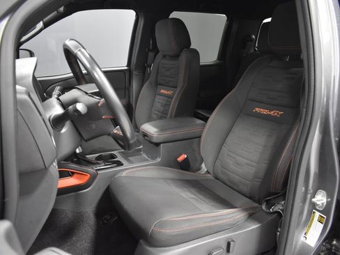 Certified 2023 Nissan Frontier PRO-4X w/ Technology Package AWD/4WD image 5