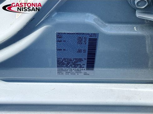 Used 2023 Nissan Altima 2.5 SR w/ SR Premium Package image 38