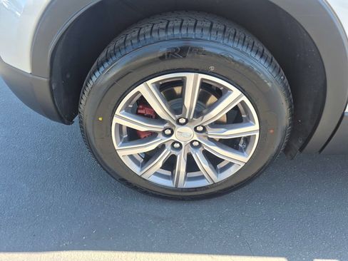 Used 2021 Cadillac XT4 Sport w/ Cold Weather Package FWD image 9