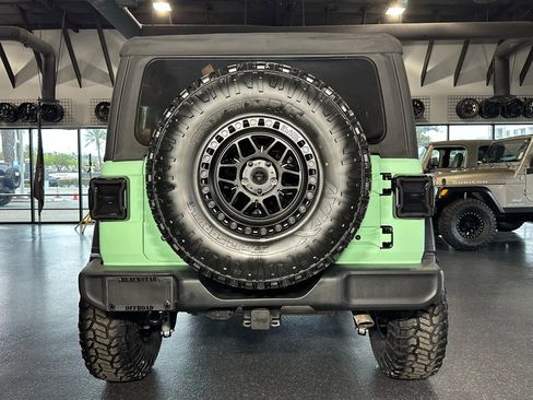 Used 2021 Jeep Wrangler Unlimited Sport image 10