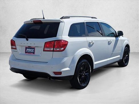 Used 2019 Dodge Journey SE image 5