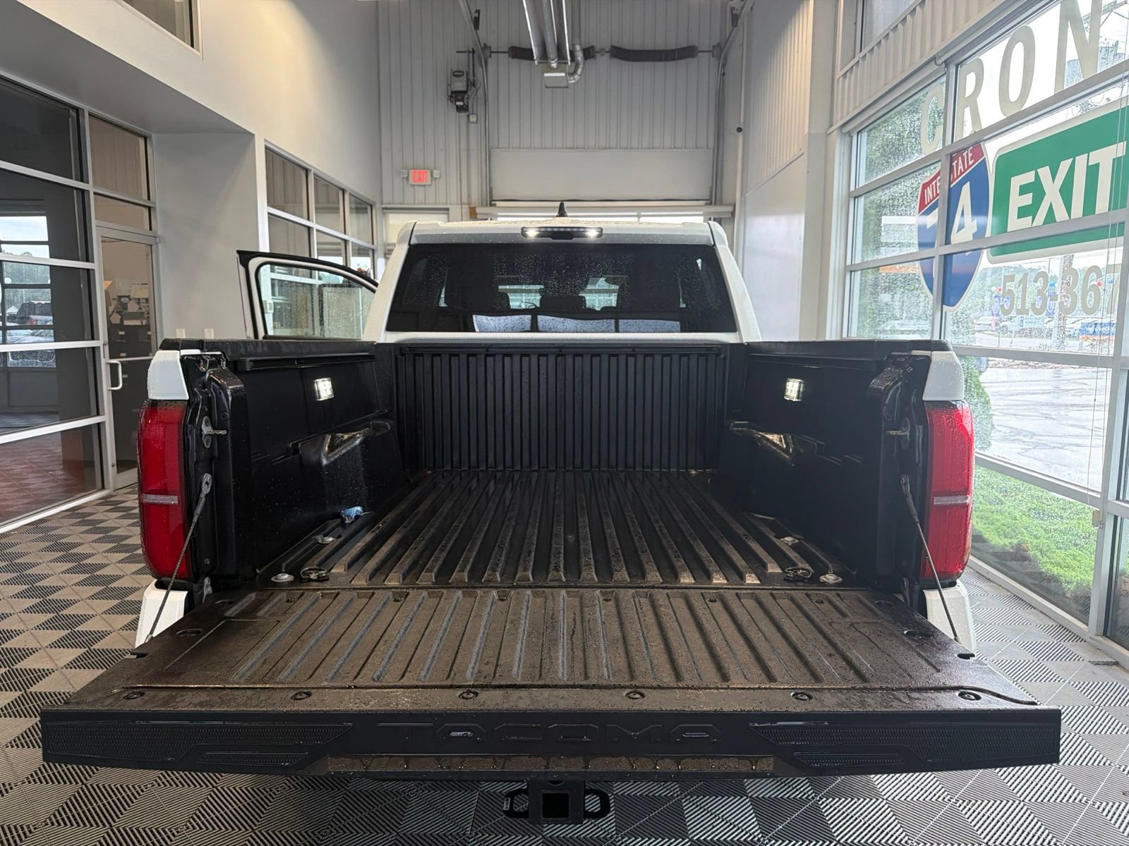 Used 2024 Toyota Tacoma TRD Off-Road AWD/4WD image 11