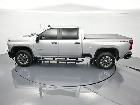 Used 2022 Chevrolet Silverado 2500 Custom w/ Custom Value Package image 36