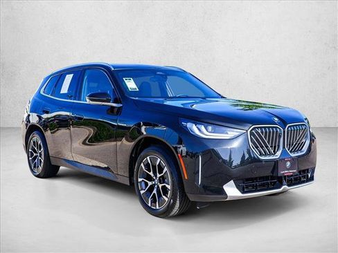 Used 2026 BMW X3 xDrive30i AWD/4WD image 3