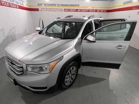 Used 2018 GMC Acadia SLE image 11