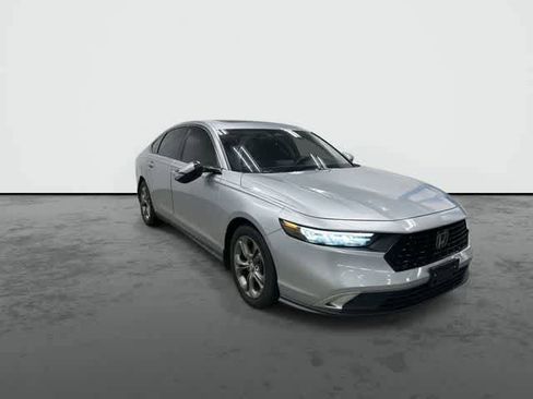 Used 2023 Honda Accord EX image 6