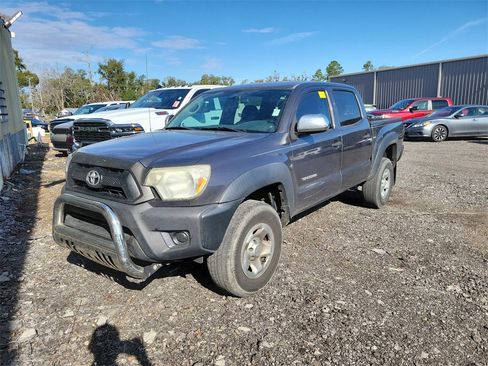 Used 2014 Toyota Tacoma PreRunner w/ Convenience Package image 1
