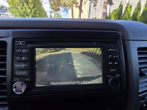 Used 2018 Nissan NV 2500 SL w/ Navigation Package image 13