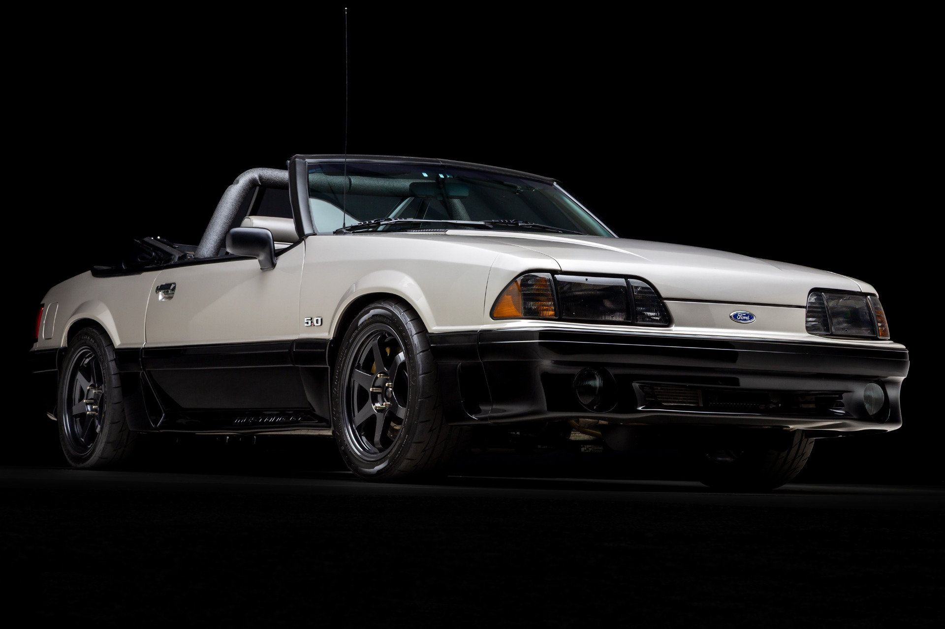Used 1990 Ford Mustang GT RWD image 21