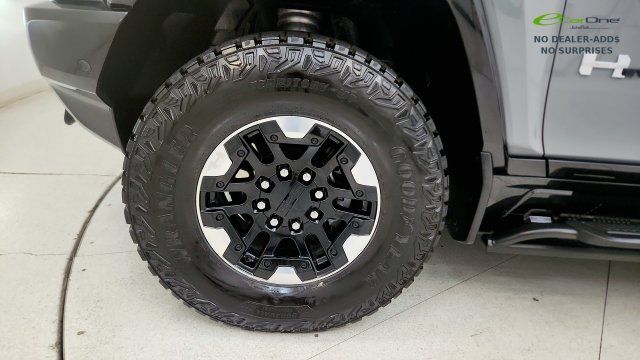 Used 2025 GMC Hummer EV 2X w/ Extreme Off-Road Package AWD/4WD image 80