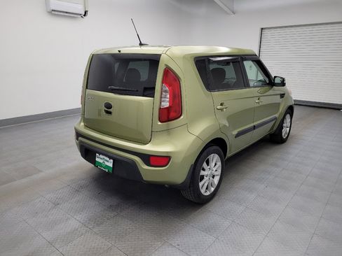 Used 2013 Kia Soul + image 9