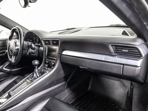 Used 2015 Porsche 911 Carrera image 16