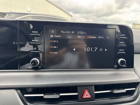 New 2026 Kia Seltos LX image 16