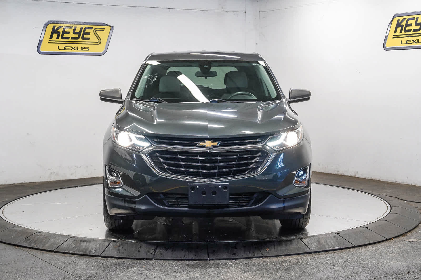 Used 2020 Chevrolet Equinox LS w/ LS Convenience Package FWD image 6