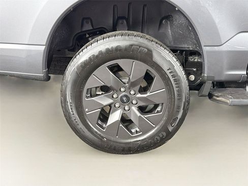 Used 2024 Ford F150 Lightning XLT AWD/4WD image 35
