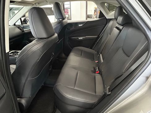 Used 2025 Lexus NX 350h AWD w/ Premium Package image 9