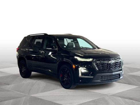 Used 2023 Chevrolet Traverse Premier w/ Redline Edition FWD image 2