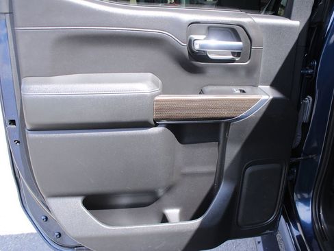 Used 2020 Chevrolet Silverado 1500 LT Trail Boss image 15