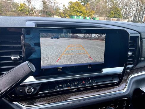 Certified 2023 Chevrolet Silverado 1500 LT image 24