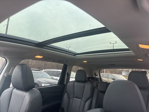 Certified 2024 Subaru Ascent Limited w/ Technology Package image 10