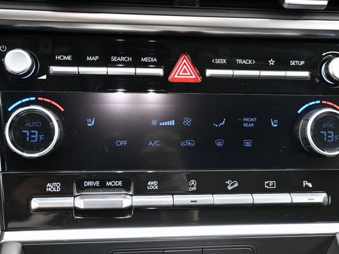 Used 2024 Hyundai Santa Fe SEL image 25