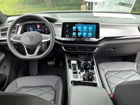 New 2026 Volkswagen Atlas Cross Sport SE AWD/4WD image 10