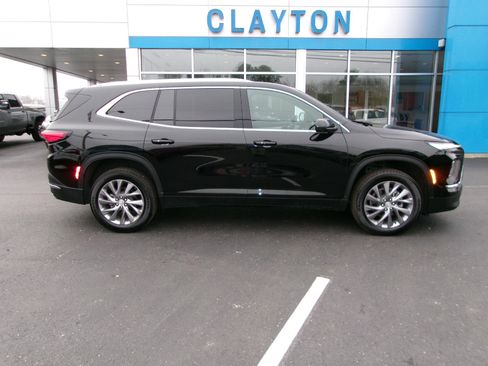 Used 2025 Buick Enclave Preferred image 2