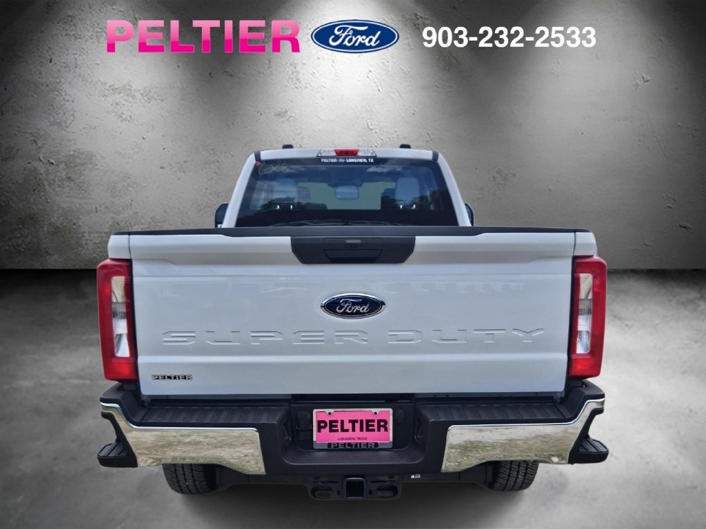 New 2026 Ford F250 XL w/ FX4 Off-Road Package AWD/4WD image 4