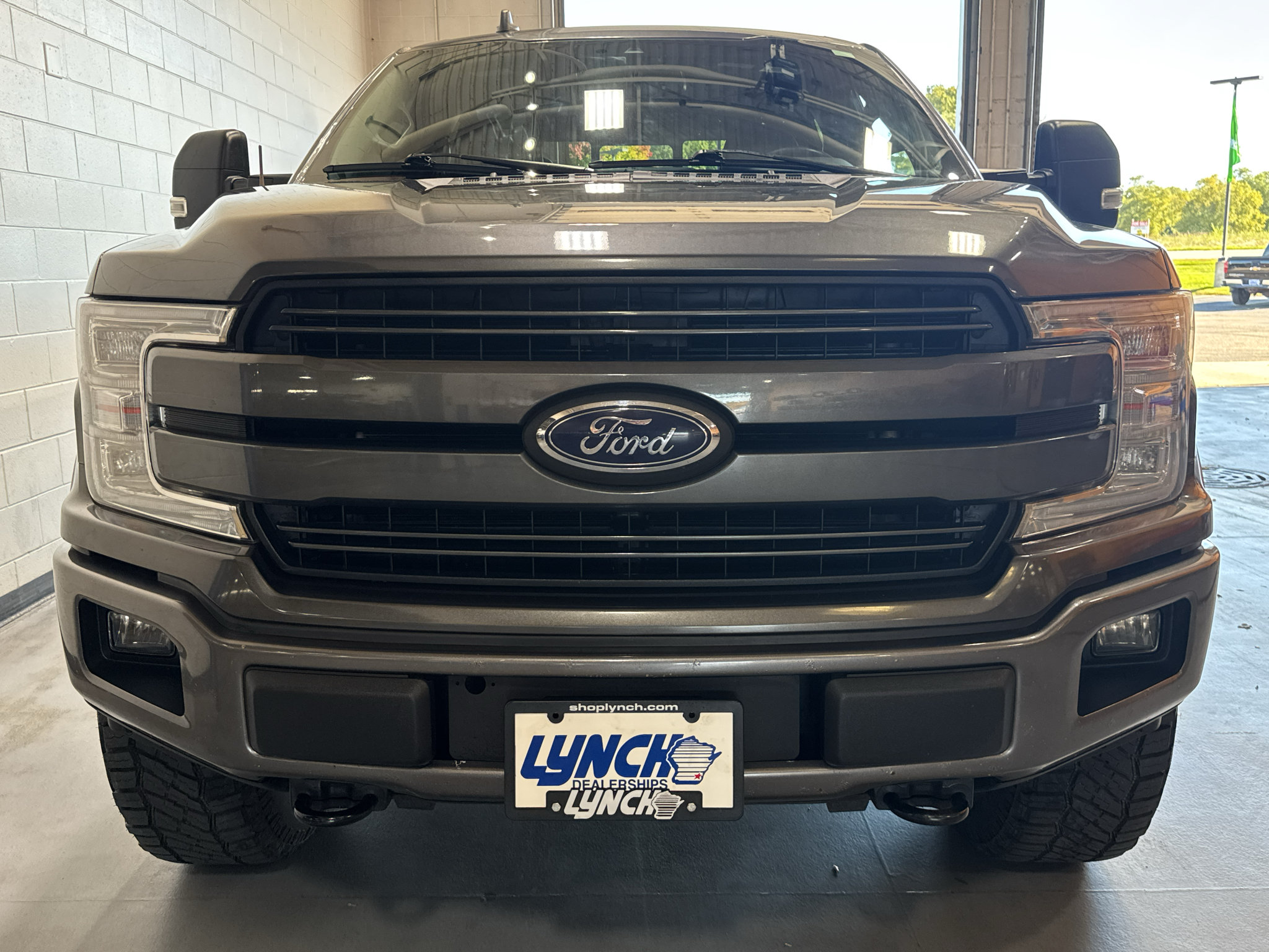 Used 2020 Ford F150 Lariat w/ Equipment Group 502A Luxury AWD/4WD image 8