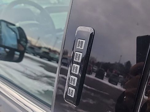 Used 2021 Ford F150 Lariat w/ Equipment Group 502A High image 10