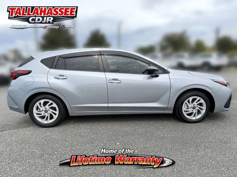 Used 2024 Subaru Impreza 2.0i AWD/4WD image 2