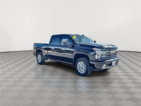 Used 2023 Chevrolet Silverado 2500 High Country image 2