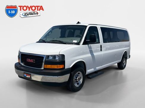 Used 2025 GMC Savana 3500 LT w/ LT Preferred Equipment Group RWD image 1