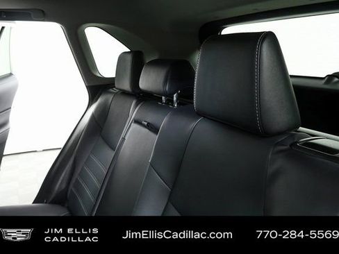 Used 2022 Toyota RAV4 XLE Premium image 20