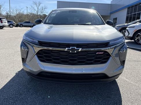 New 2026 Chevrolet Trax RS w/ Driver Confidence Package image 8