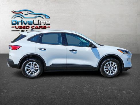 Used 2022 Ford Escape S image 8