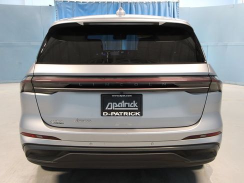 Used 2024 Lincoln Nautilus Premier w/ Equipment Group 102A AWD/4WD image 38