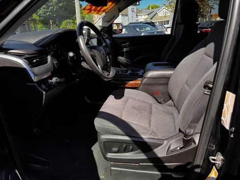 Used 2019 Chevrolet Tahoe LS AWD/4WD image 8