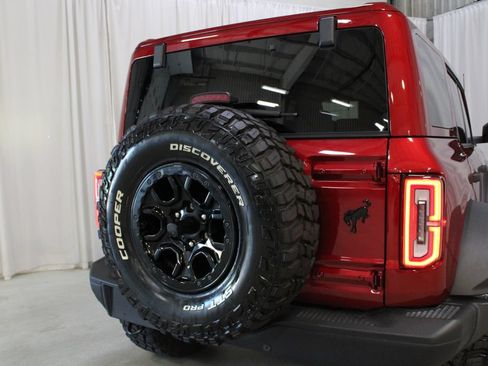 Used 2025 Ford Bronco Badlands AWD/4WD image 29
