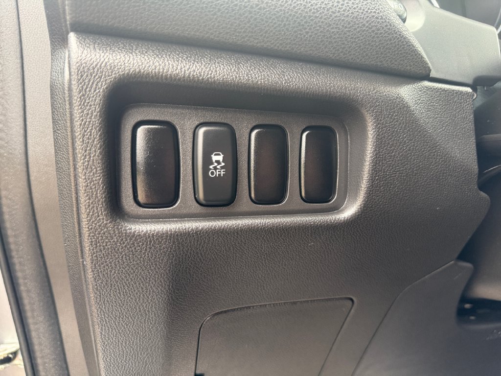 Used 2017 Mitsubishi Outlander Sport SE AWD/4WD image 38