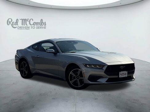 Used 2024 Ford Mustang image 1