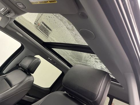 Used 2023 Ford F250 Lariat w/ Lariat Ultimate Package image 7