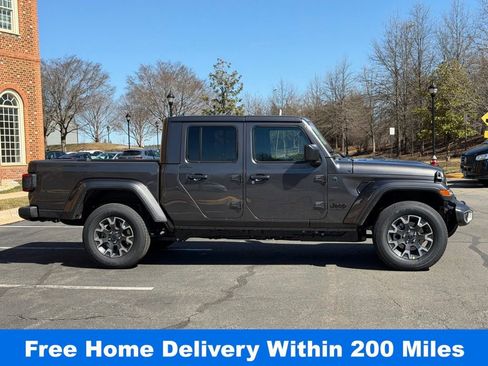 New 2026 Jeep Gladiator Sport image 4