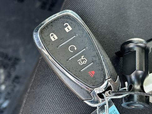 Used 2023 Chevrolet Malibu LT image 35