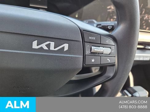 Used 2025 Kia K4 FWD image 21