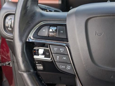 Certified 2022 Lincoln Nautilus Reserve w/ Equipment Group 201A image 20