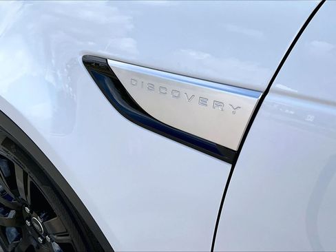 Used 2018 Land Rover Discovery HSE Luxury AWD/4WD image 35