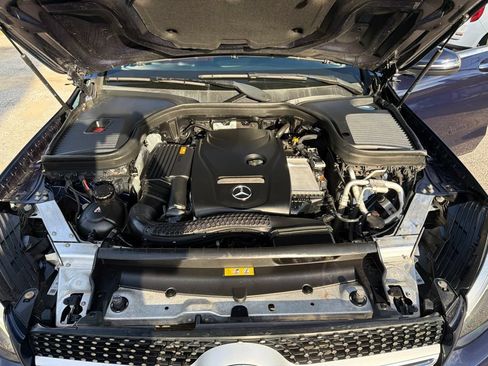 Used 2019 Mercedes-Benz GLC 300 4MATIC Coupe image 36